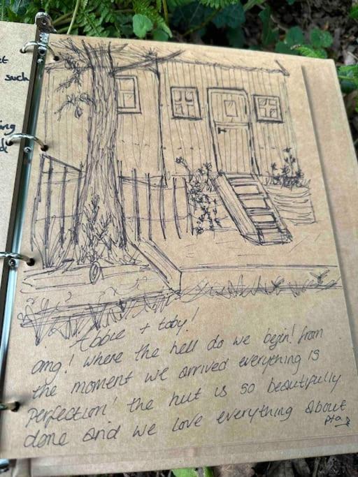Cornwall Woodland Shepherd'S Hut - Dennis Hut Bodmin Extérieur photo